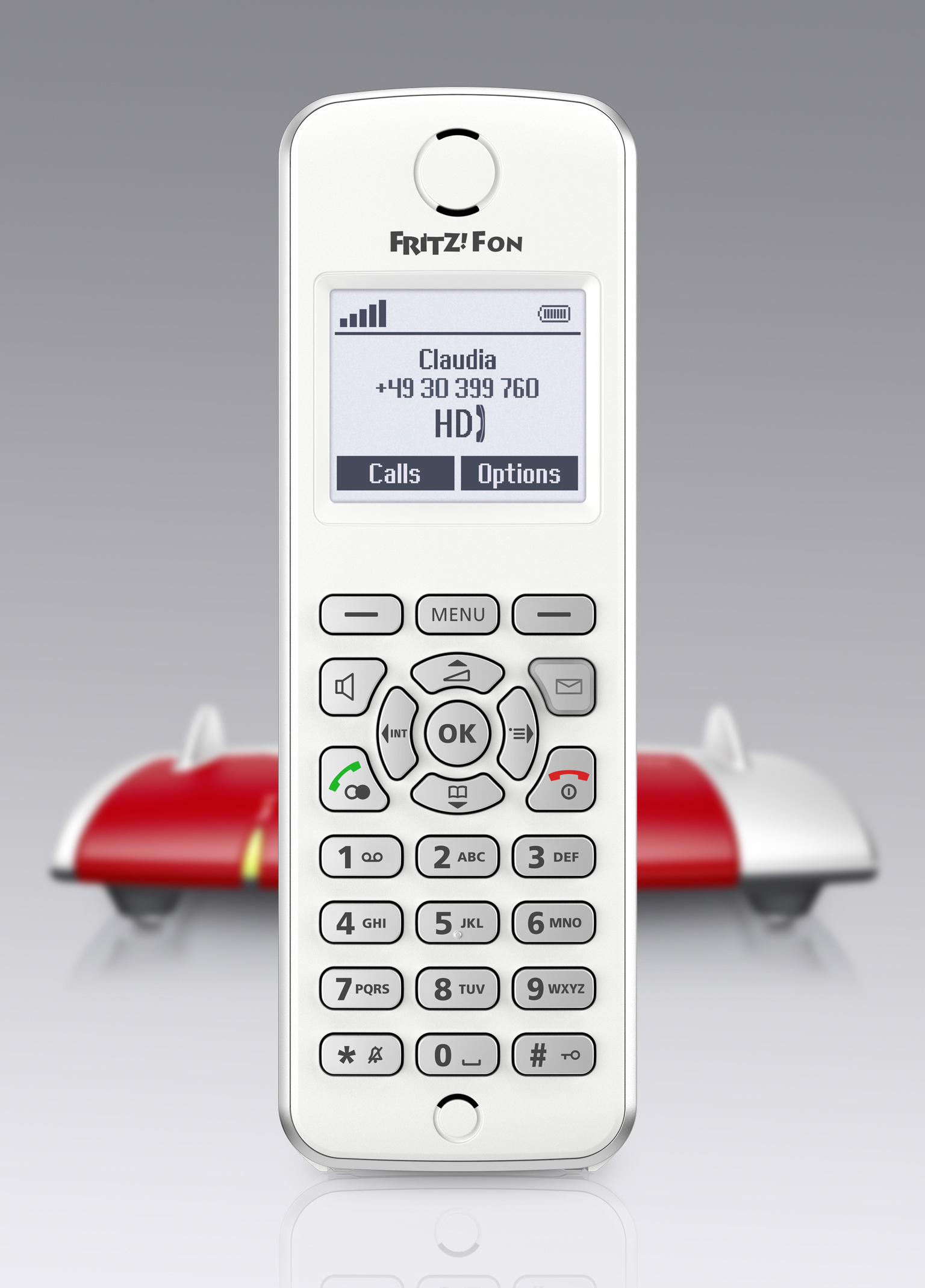 AVM_FRITZFon_M2_und_FRITZBox_im_Hintergrund_en.jpg